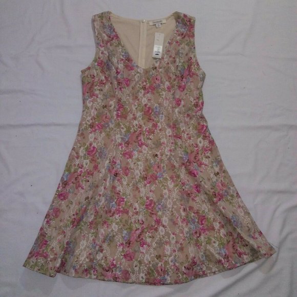 Francesca's Medium Natalia Floral Lace Dress - Picture 3 of 11